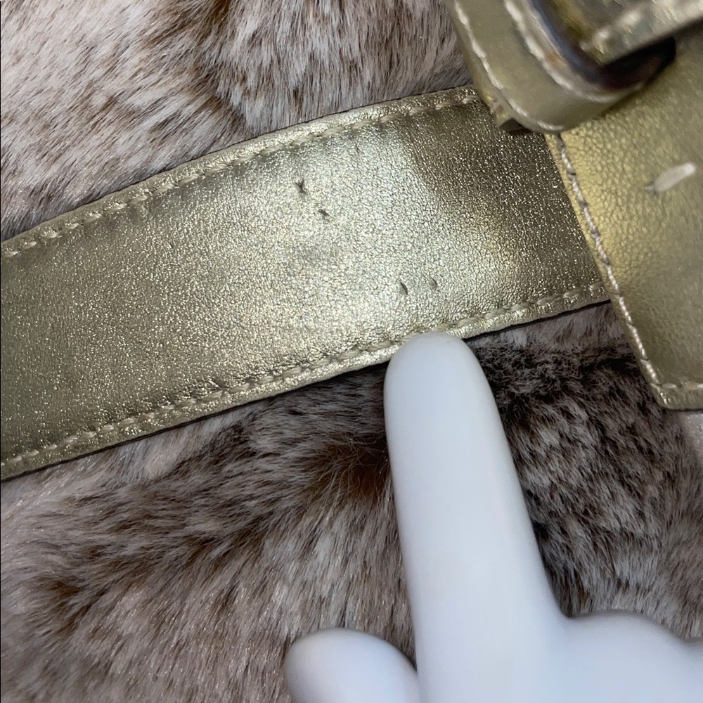 Vintage Coach Signature ‘Soho’ Duffle Crossbody - Picture 5 of 17